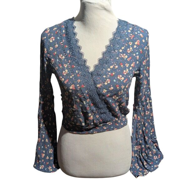 Polly & Esther M Floral Wrap Top Blue Lace Trim Bell Sleeve Tie Back Blouse - Picture 1 of 6